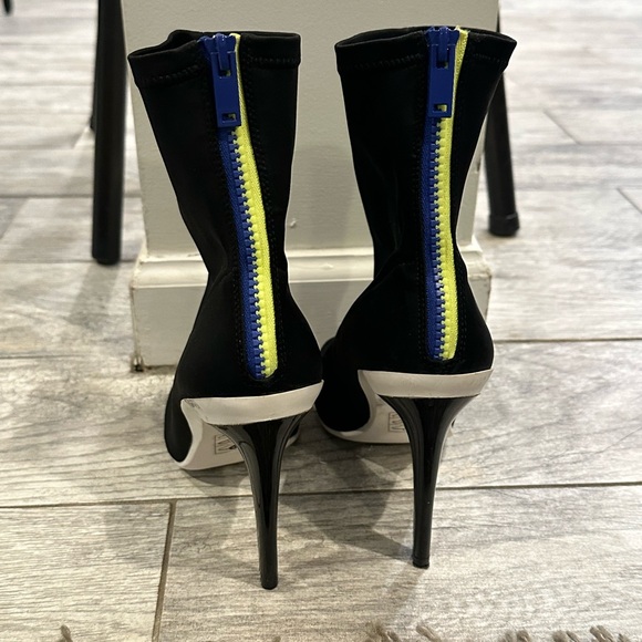 Aldo Black Peep-Toe Heeled Boots - Picture 1 of 8